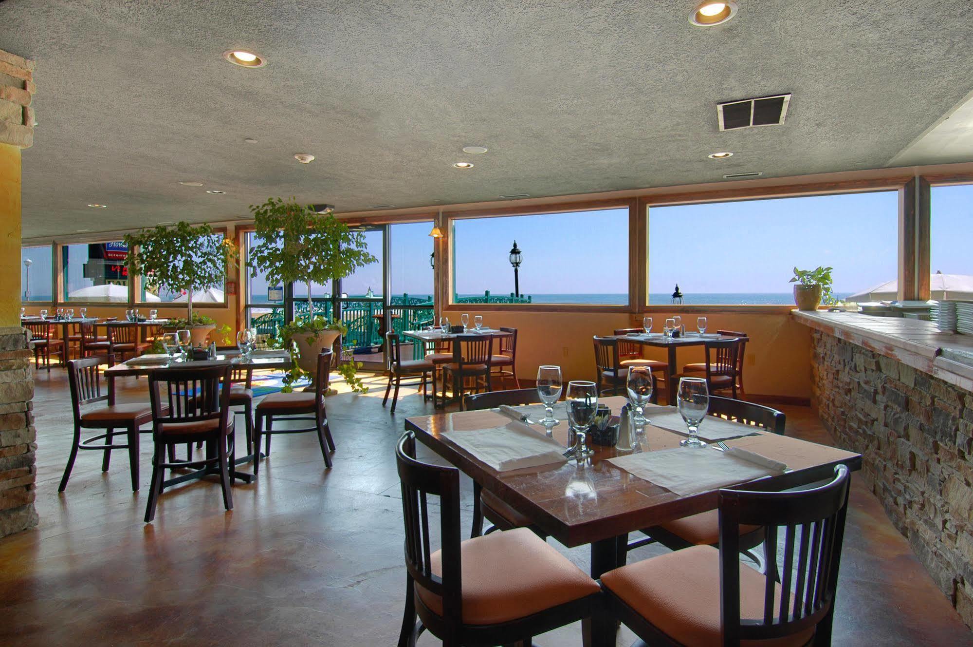 Howard Johnson Plaza By Wyndham Ocean City Oceanfront Εστιατόριο φωτογραφία